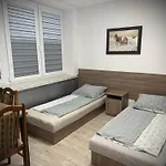 Sportowa מלון Płońsk
